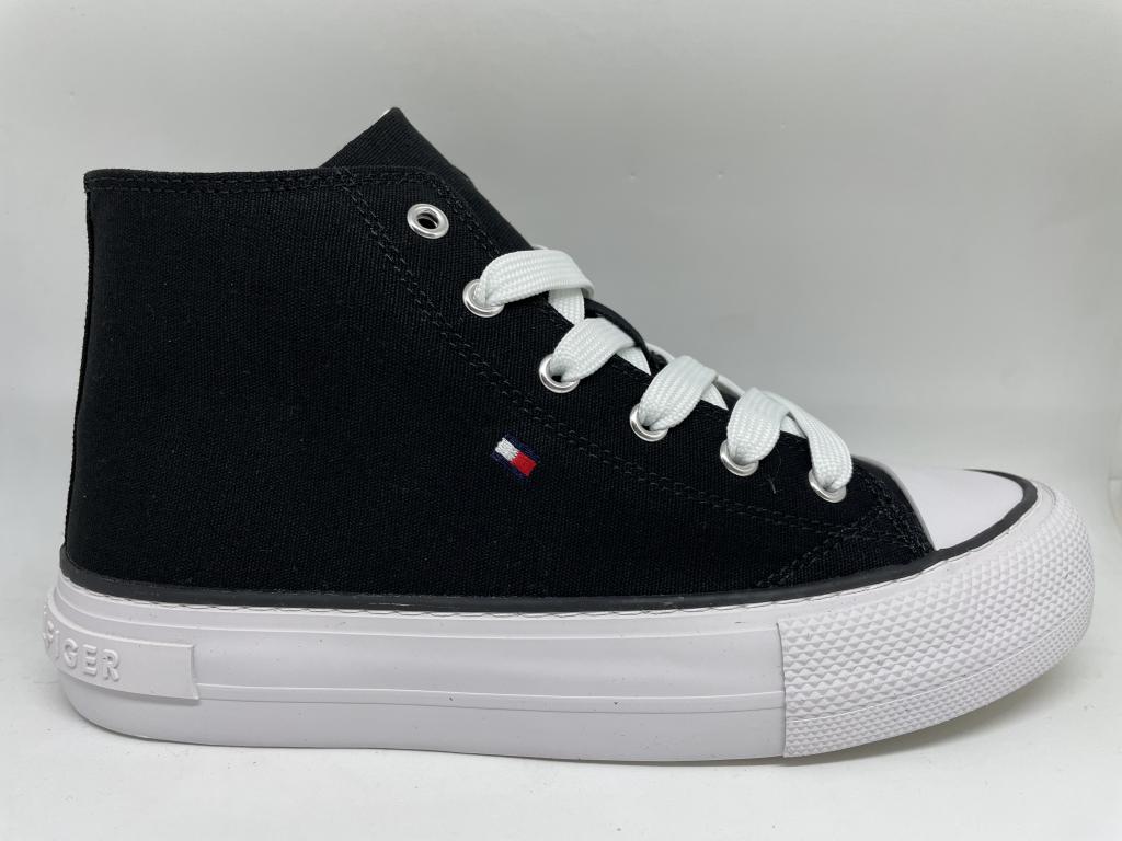 Tommy Hilfiger 32119